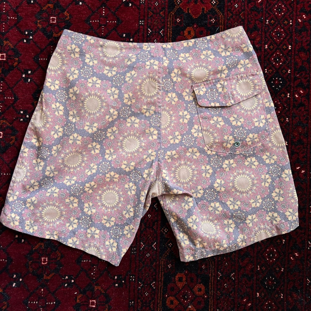 Rhythm Shorts 30 Small Trunk Board Shorts Drawstring All Over Print Swimwear
